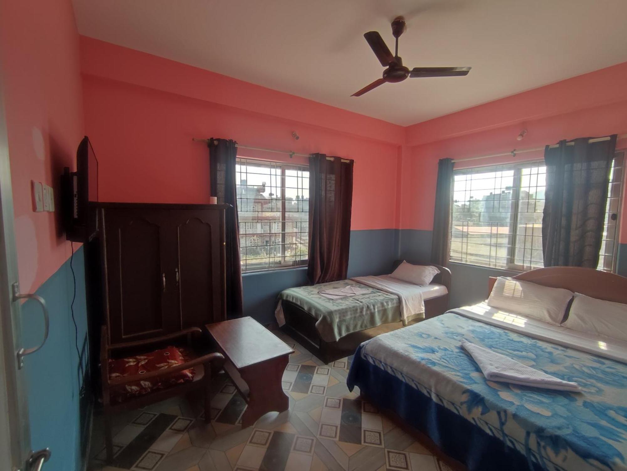 Krishna Inn Pokhara Exteriör bild