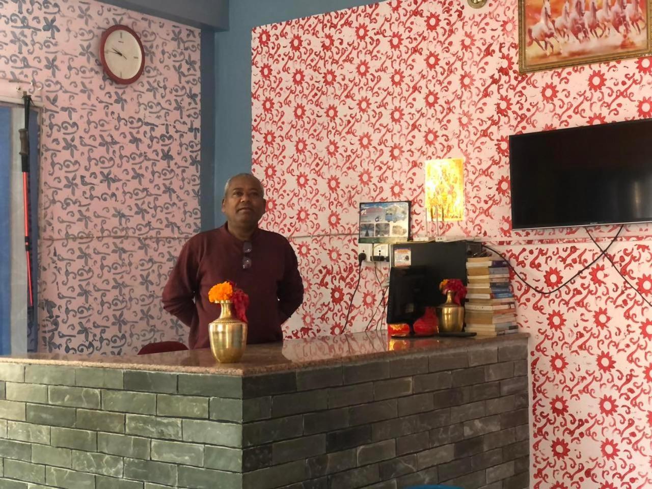 Krishna Inn Pokhara Exteriör bild