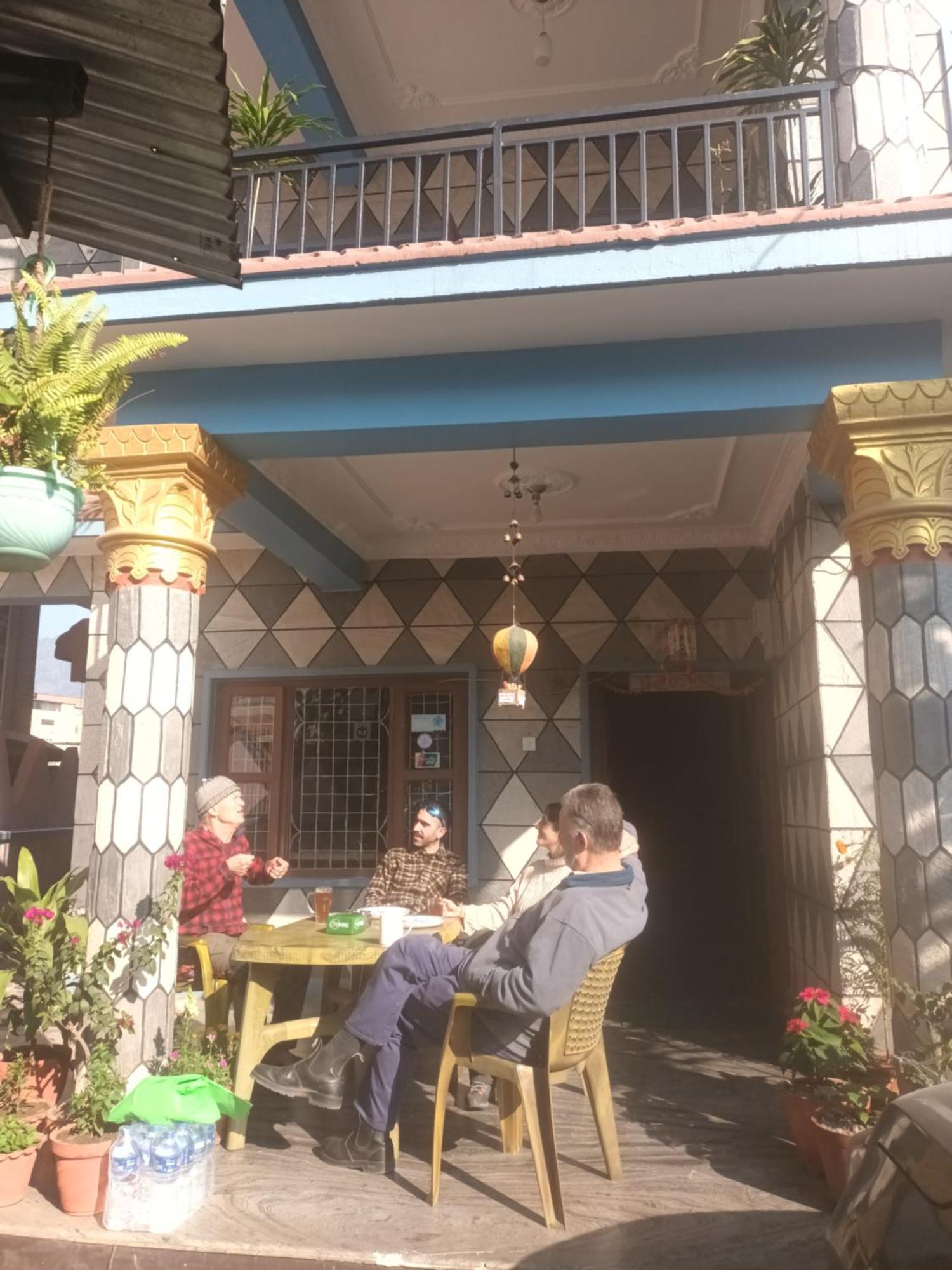 Krishna Inn Pokhara Exteriör bild